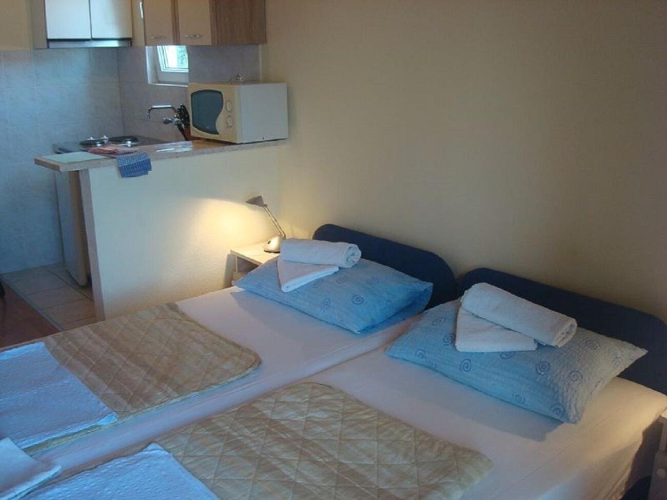 Apartments Mato Вис Экстерьер фото