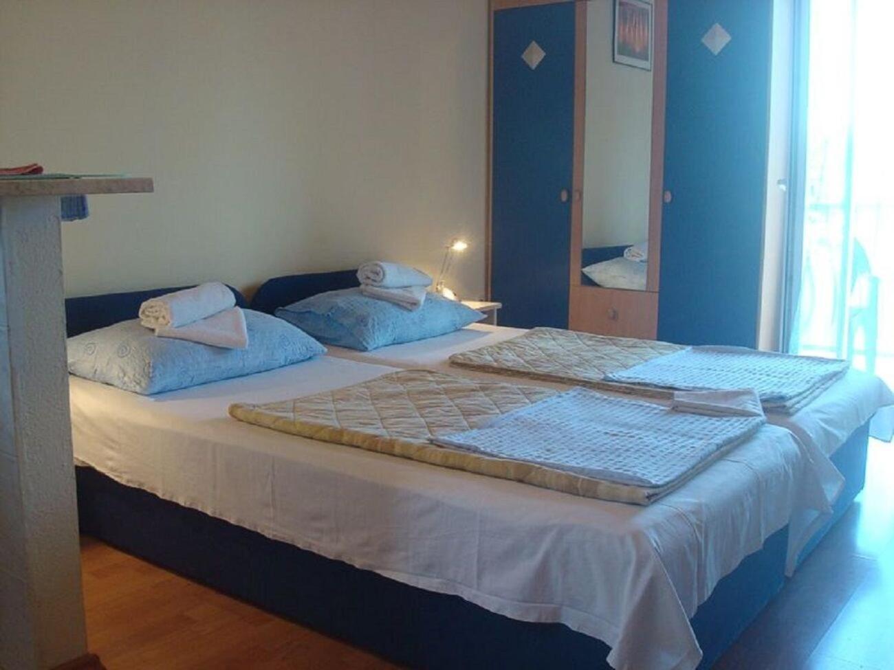 Apartments Mato Вис Экстерьер фото