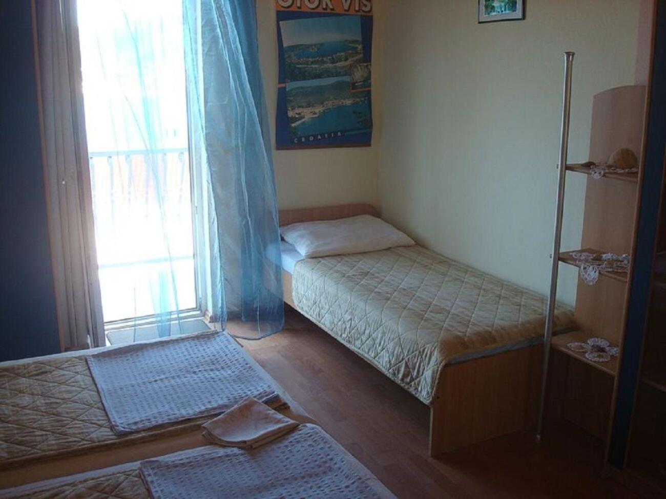 Apartments Mato Вис Экстерьер фото